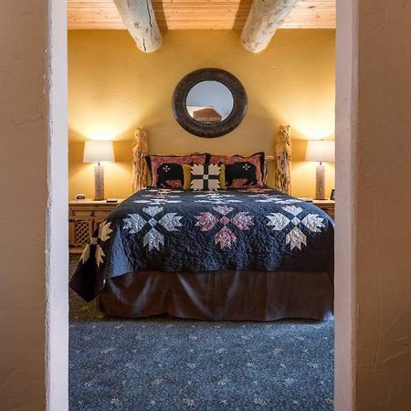 باخرة سبرينغز Mariposa Lodge Bed And Breakfast المظهر الخارجي الصورة