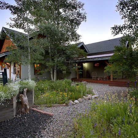 باخرة سبرينغز Mariposa Lodge Bed And Breakfast المظهر الخارجي الصورة