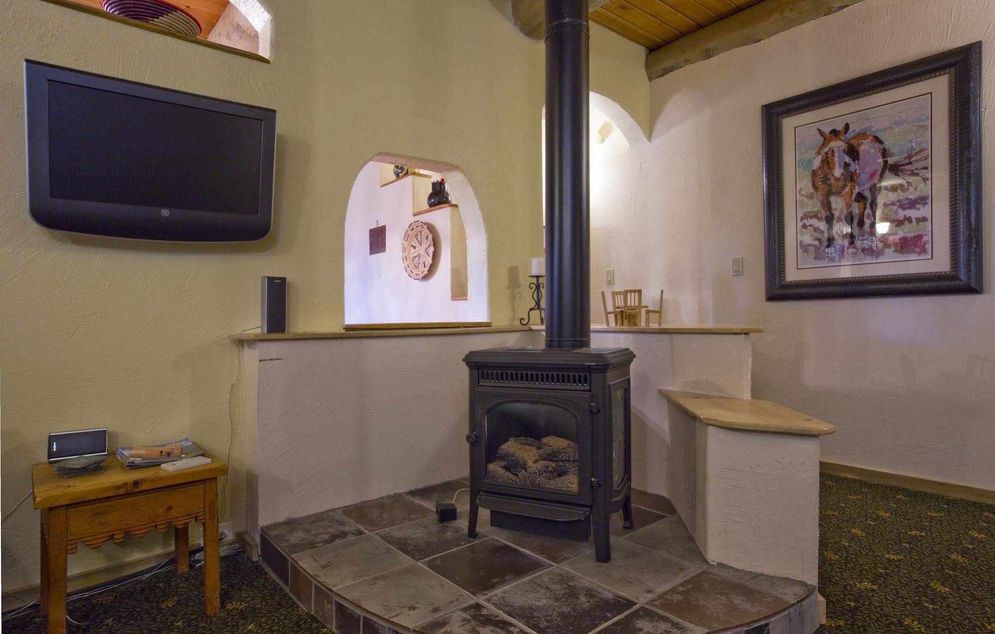 باخرة سبرينغز Mariposa Lodge Bed And Breakfast المظهر الخارجي الصورة