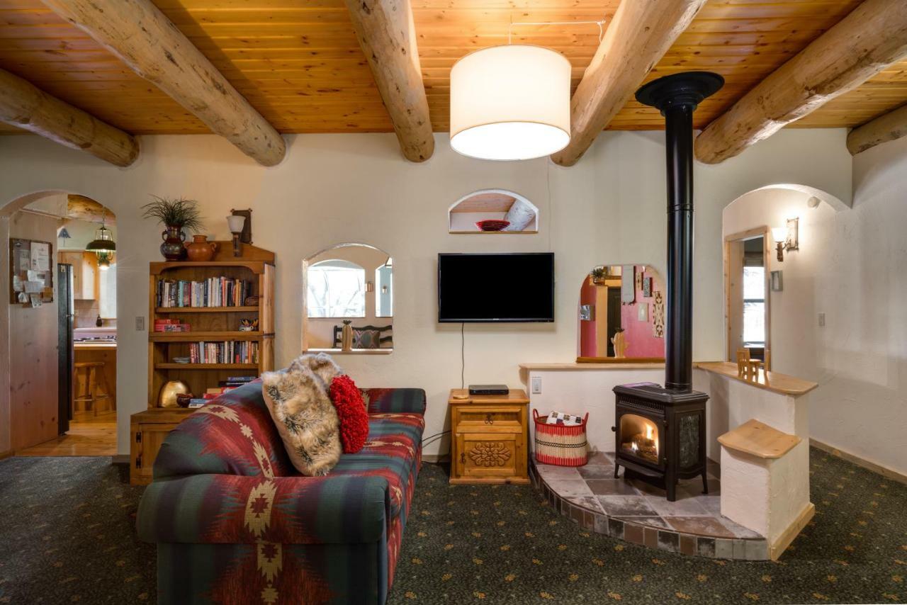 باخرة سبرينغز Mariposa Lodge Bed And Breakfast المظهر الخارجي الصورة