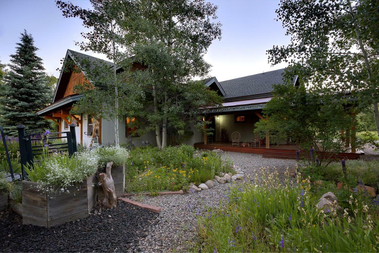 باخرة سبرينغز Mariposa Lodge Bed And Breakfast المظهر الخارجي الصورة